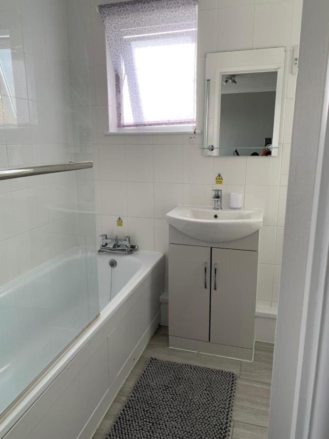 Modern 2 Bed Chalet - 27 Bermuda Holiday Park Hemsby Exterior foto